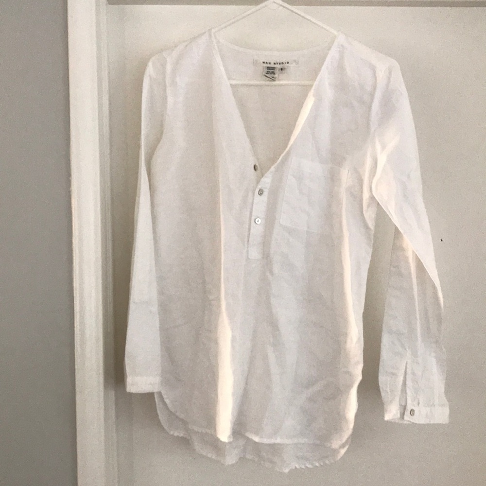 Max Studio loose white top